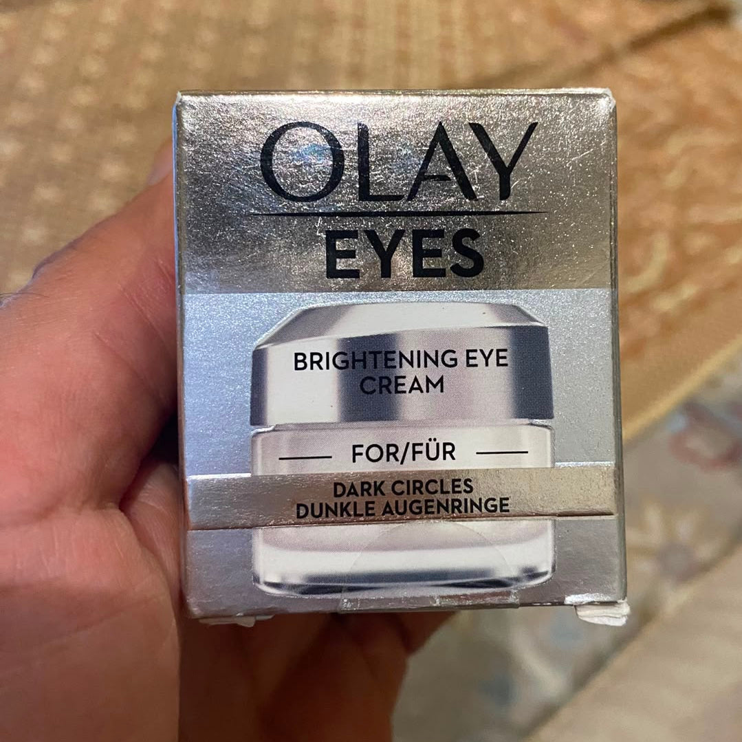 Olay Vitamin C Brightening Eye Cream to Help Reduce Dark Circles, Brightening Cream